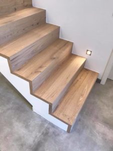 Landhausdiele Eiche Treppenstufen in Bocholt